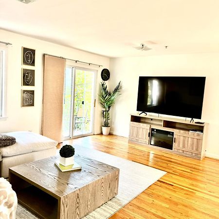 Stylish Evergreen Apartment By Newark Airport ภายนอก รูปภาพ
