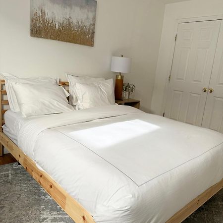 Stylish Evergreen Apartment By Newark Airport ภายนอก รูปภาพ